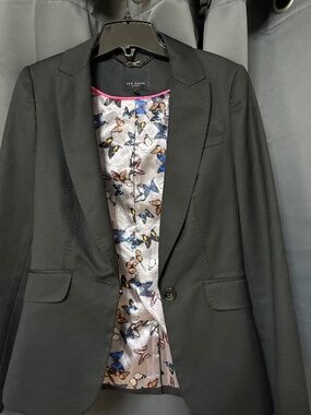 Like new Ted Baker fitted blazer